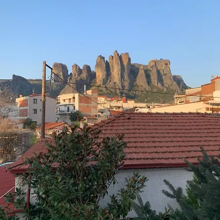 Divine Meteora Luxury Midtown شقة *