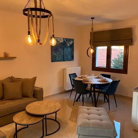Divine Meteora Luxury Midtown Apartment Kalambaka