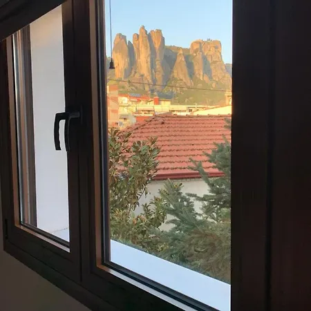 Divine Meteora Luxury Midtown *